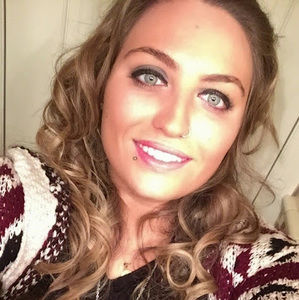 Meet your Posher, Ariana